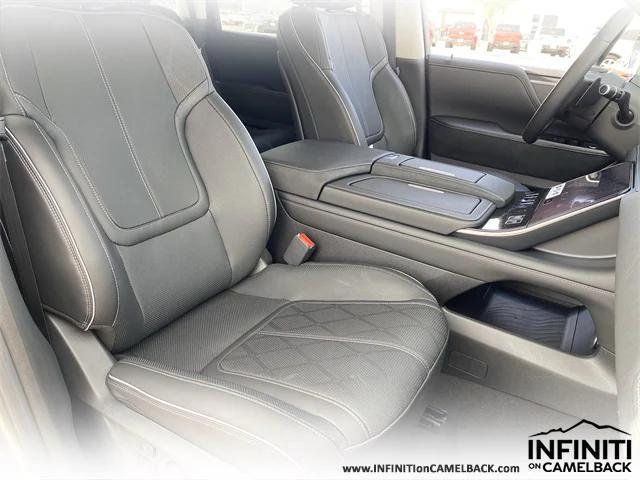 new 2025 INFINITI QX80 car, priced at $99,924