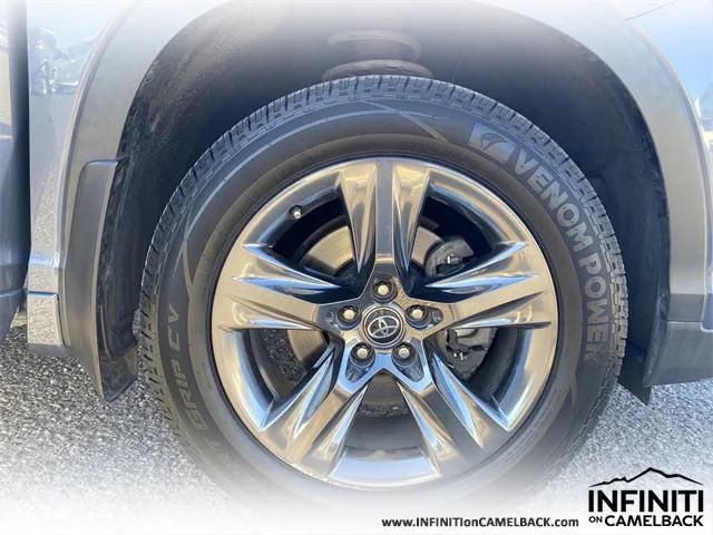 used 2019 Toyota Highlander car, priced at $26,999