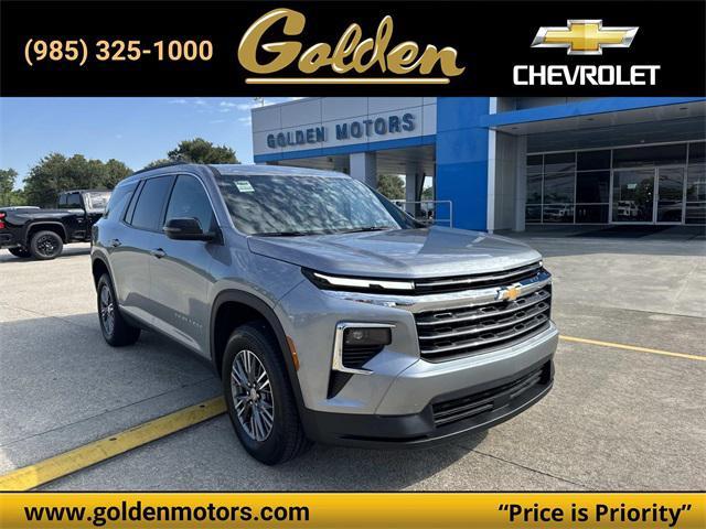 used 2025 Chevrolet Traverse car, priced at $38,939