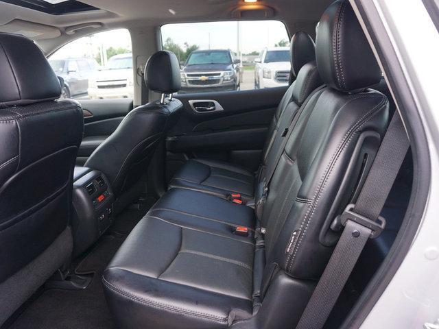 used 2020 Nissan Pathfinder car