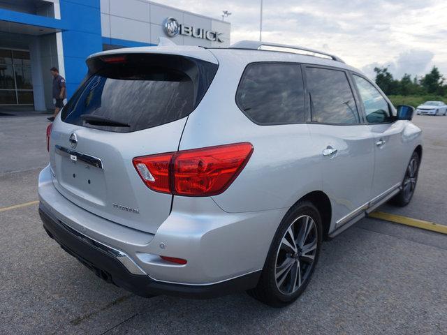 used 2020 Nissan Pathfinder car