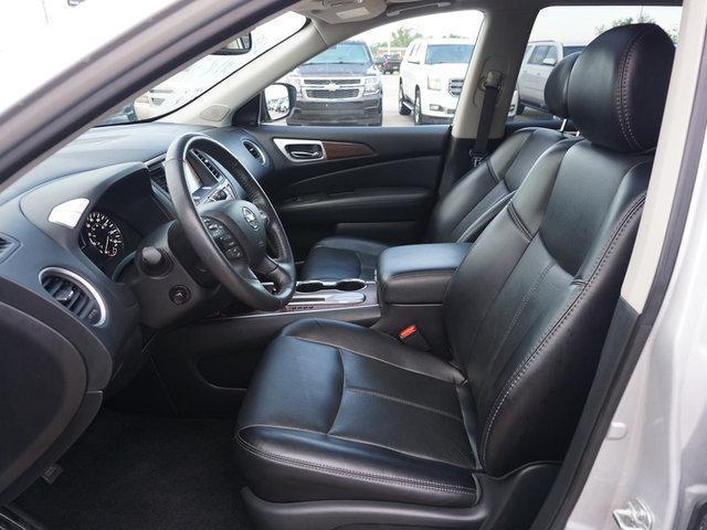 used 2020 Nissan Pathfinder car