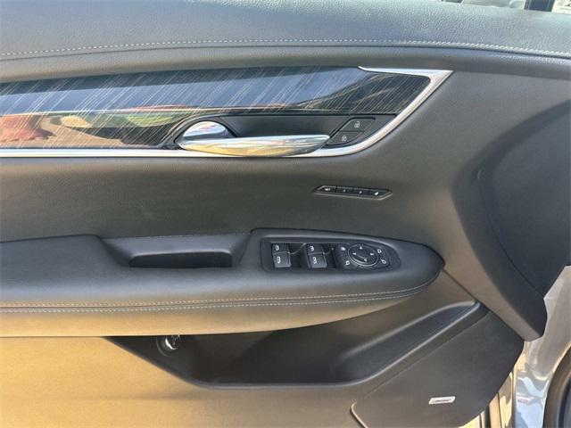 used 2021 Cadillac XT6 car, priced at $32,900