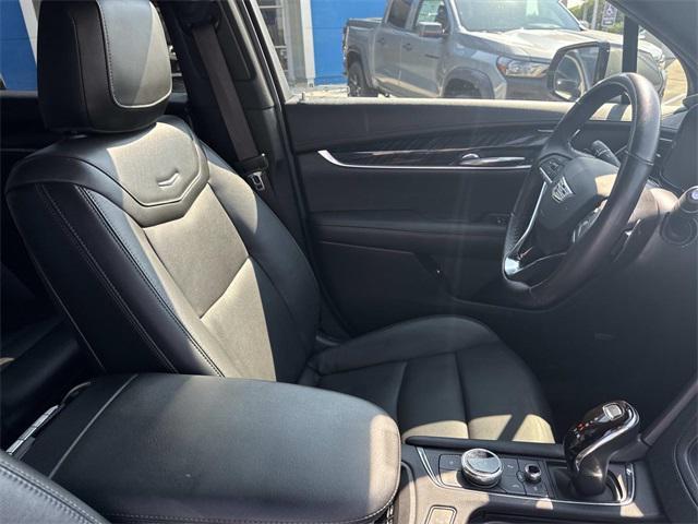 used 2021 Cadillac XT6 car, priced at $32,900
