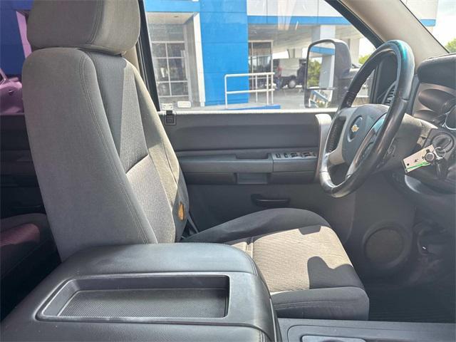 used 2009 Chevrolet Silverado 2500 car, priced at $17,450