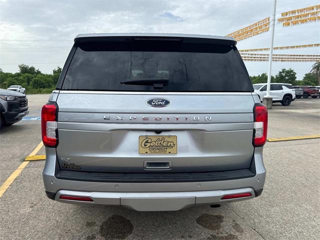 used 2024 Ford Expedition car, priced at $50,925