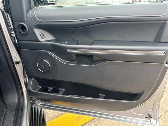 used 2024 Ford Expedition car, priced at $50,925