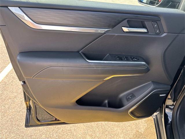 used 2025 GMC Acadia car, priced at $38,959