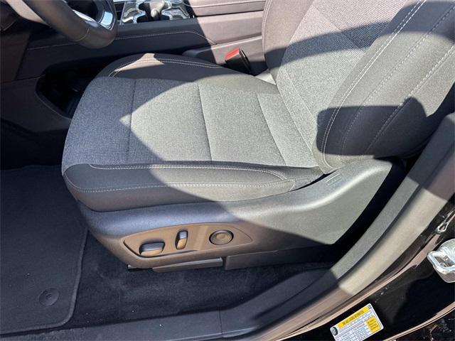 used 2025 GMC Acadia car, priced at $38,959