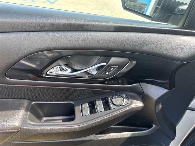 used 2022 Chevrolet Traverse car, priced at $30,500