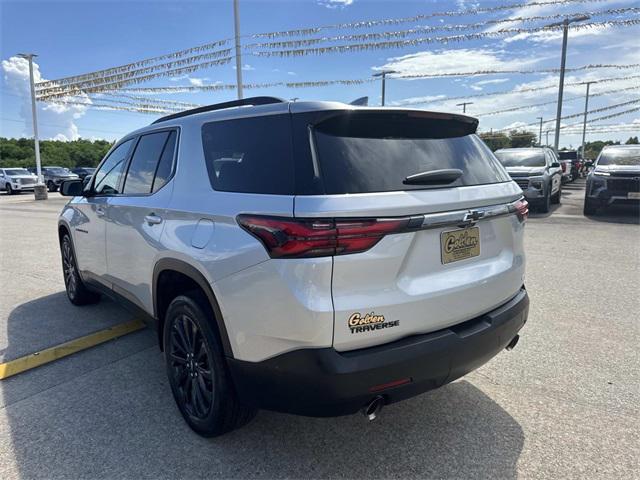 used 2022 Chevrolet Traverse car, priced at $30,500