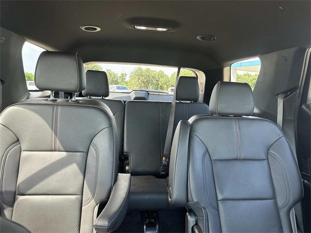 used 2022 Chevrolet Traverse car, priced at $30,500