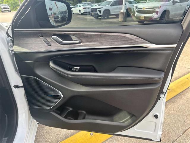used 2021 Jeep Grand Cherokee L car, priced at $32,988