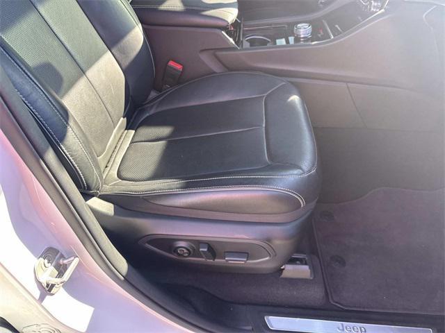 used 2023 Jeep Grand Cherokee L car