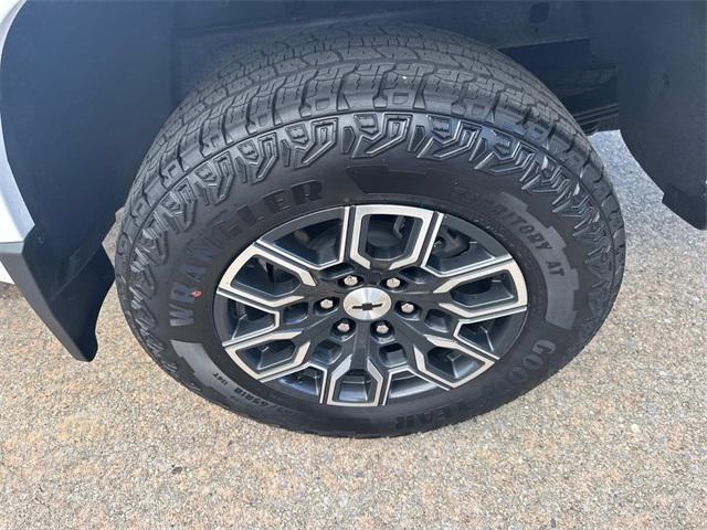 used 2024 Chevrolet Colorado car, priced at $43,975