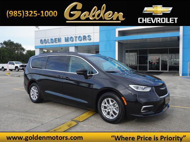 used 2022 Chrysler Pacifica car, priced at $23,925