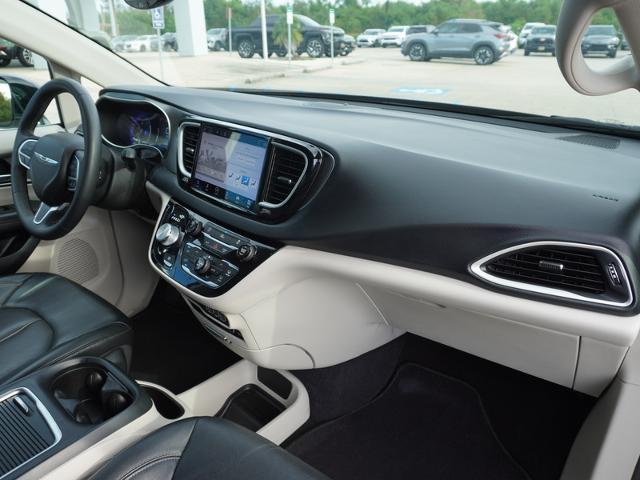 used 2022 Chrysler Pacifica car, priced at $23,925