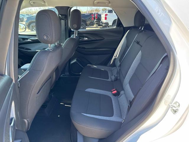 new 2025 Chevrolet TrailBlazer car, priced at $28,515
