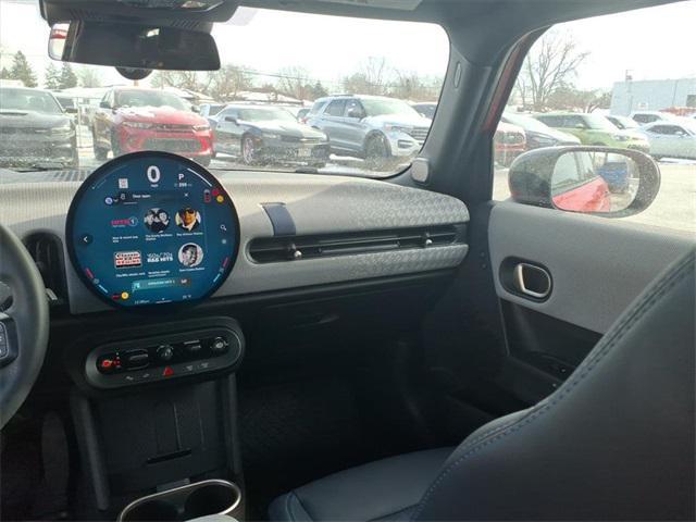 used 2025 MINI Hardtop car, priced at $32,553