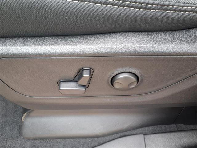 new 2025 Ram 1500 car, priced at $46,616