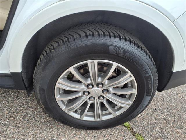 used 2019 Cadillac XT5 car, priced at $22,999