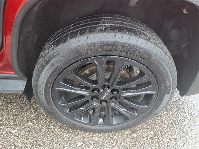 used 2021 GMC Acadia car, priced at $25,649