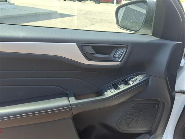 used 2022 Ford Escape car, priced at $20,949