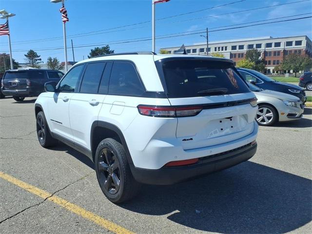 used 2023 Jeep Grand Cherokee car, priced at $32,629