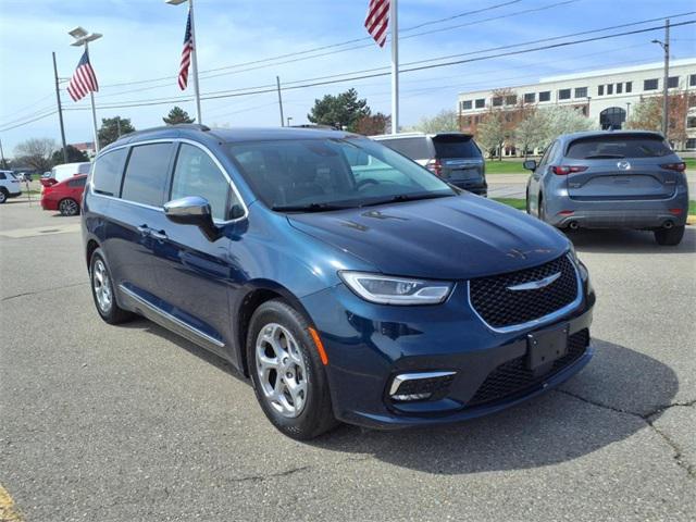 used 2023 Chrysler Pacifica car, priced at $27,951