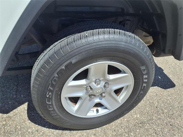 used 2021 Jeep Gladiator car, priced at $31,837