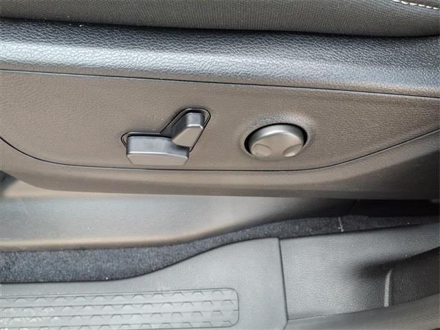 new 2025 Ram 1500 car, priced at $46,552