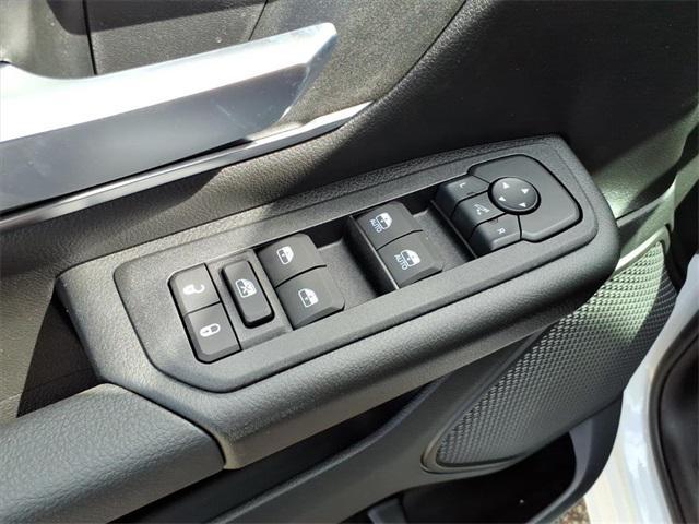 new 2025 Ram 1500 car, priced at $46,552