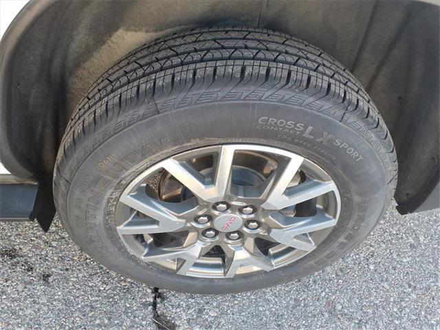 used 2022 GMC Acadia car, priced at $28,000