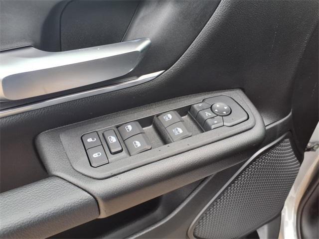 new 2025 Ram 1500 car, priced at $45,616