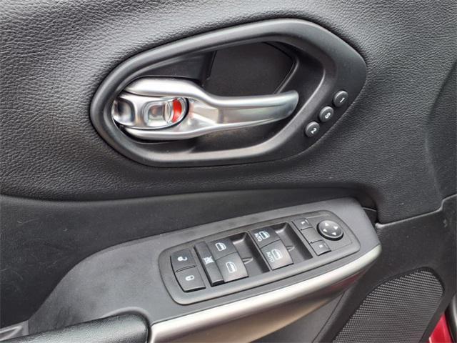 used 2021 Jeep Cherokee car, priced at $23,734
