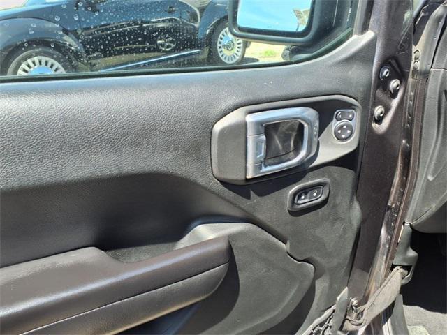 used 2021 Jeep Wrangler Unlimited car, priced at $27,792