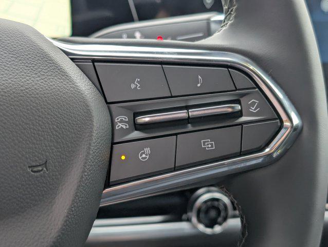 new 2025 Chevrolet Equinox car, priced at $31,004