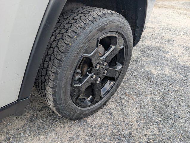 used 2019 Jeep Grand Cherokee car, priced at $24,250