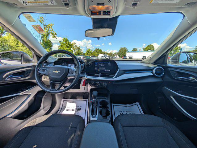 used 2024 Chevrolet Trax car, priced at $19,906