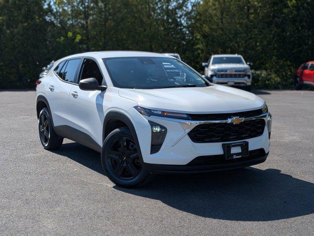 used 2024 Chevrolet Trax car, priced at $20,064