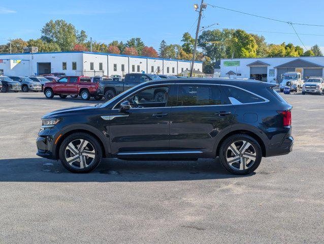 used 2022 Kia Sorento Plug-In Hybrid car, priced at $29,705