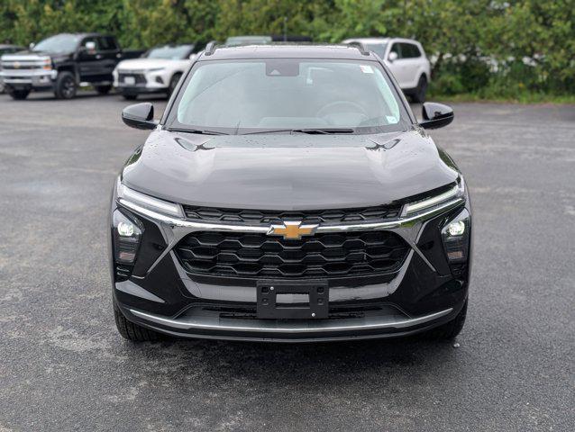new 2025 Chevrolet Trax car, priced at $26,380