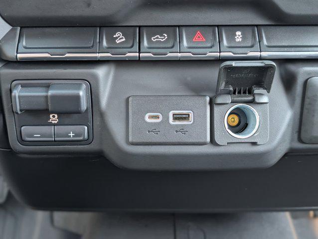 used 2021 Chevrolet Silverado 1500 car, priced at $38,973