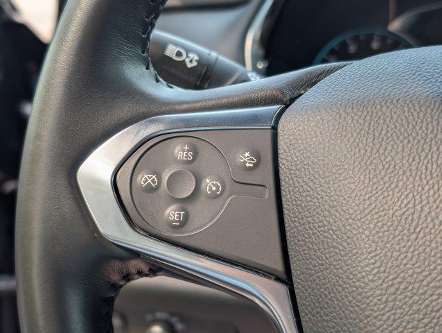used 2022 Chevrolet Traverse car, priced at $33,900