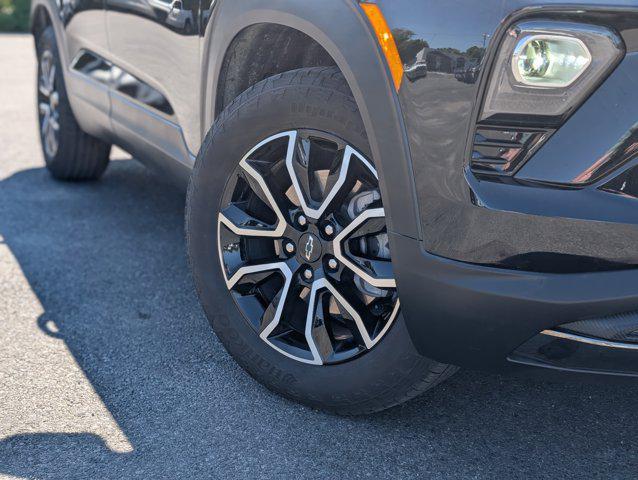 new 2025 Chevrolet TrailBlazer car, priced at $29,620