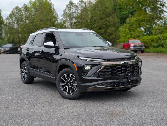 new 2025 Chevrolet TrailBlazer car, priced at $29,620