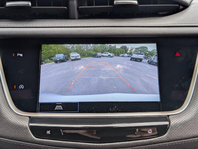 used 2022 Cadillac XT5 car, priced at $33,700