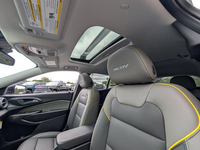new 2025 Chevrolet Trax car, priced at $28,380