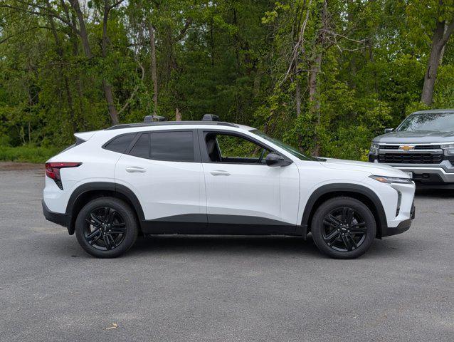 new 2025 Chevrolet Trax car, priced at $28,380