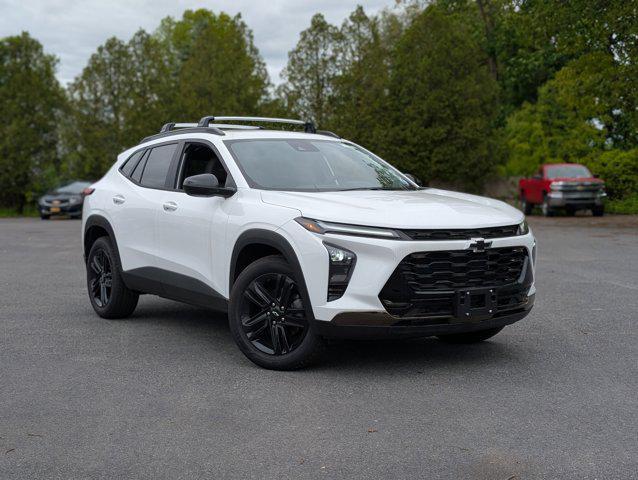 new 2025 Chevrolet Trax car, priced at $28,380